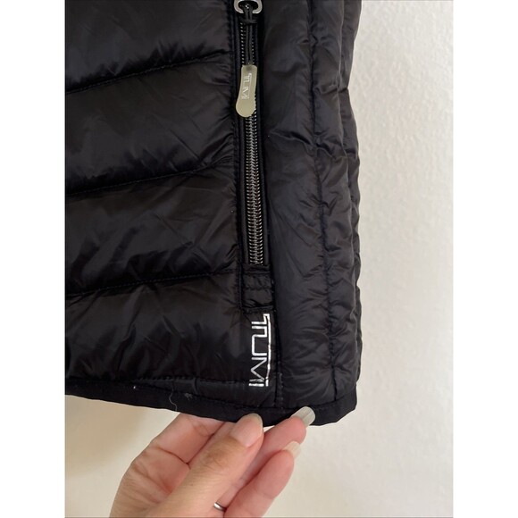 Vest - Picture 2 of 14